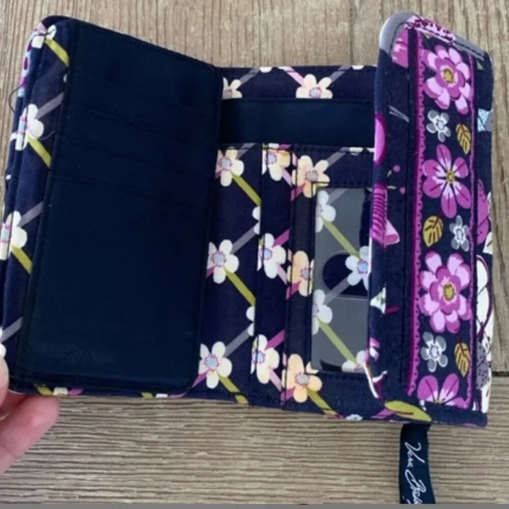 Vera Bradley Floral Nightingale Pattern Euro Wallet Trifold Wallet Designer NWOT - Picture 14 of 15